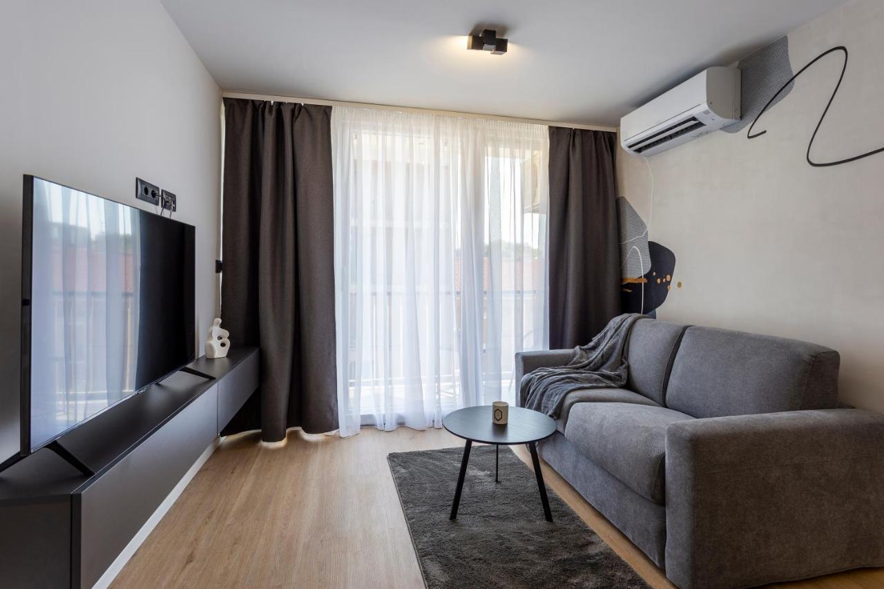 Apartman Izis Centar Pule Pola Esterno foto