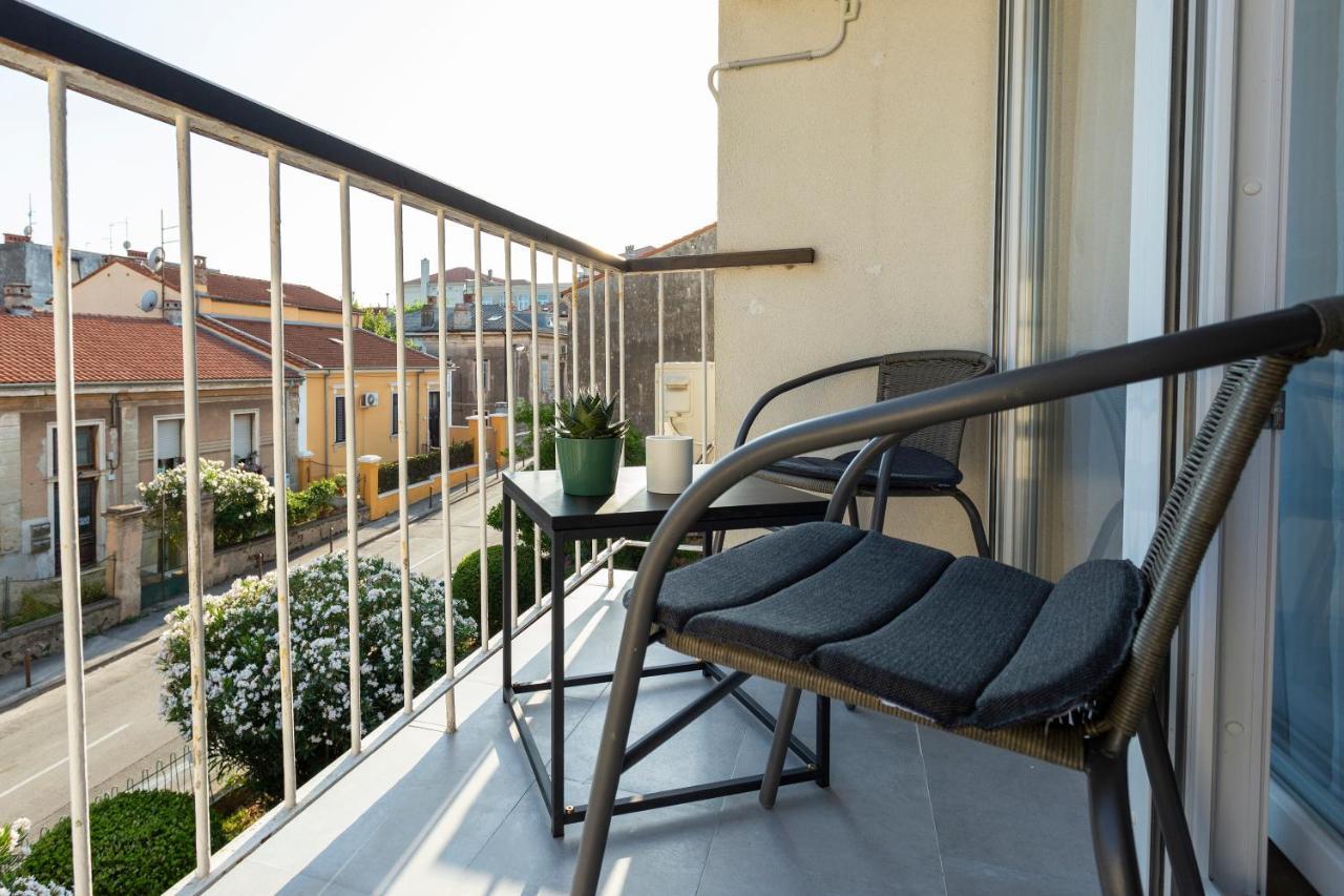 Apartman Izis Centar Pule Pola Esterno foto